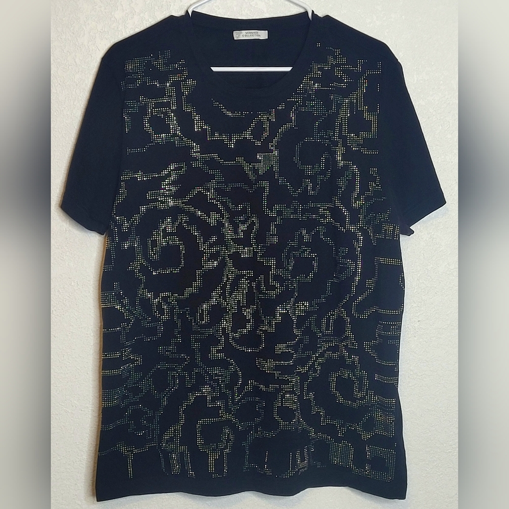 Slim Fit The Versace Collection Men's Metallic Embellishments T-shirt in size2XL